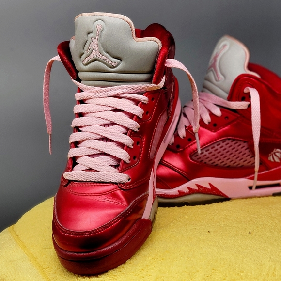 retro 5 valentine's day